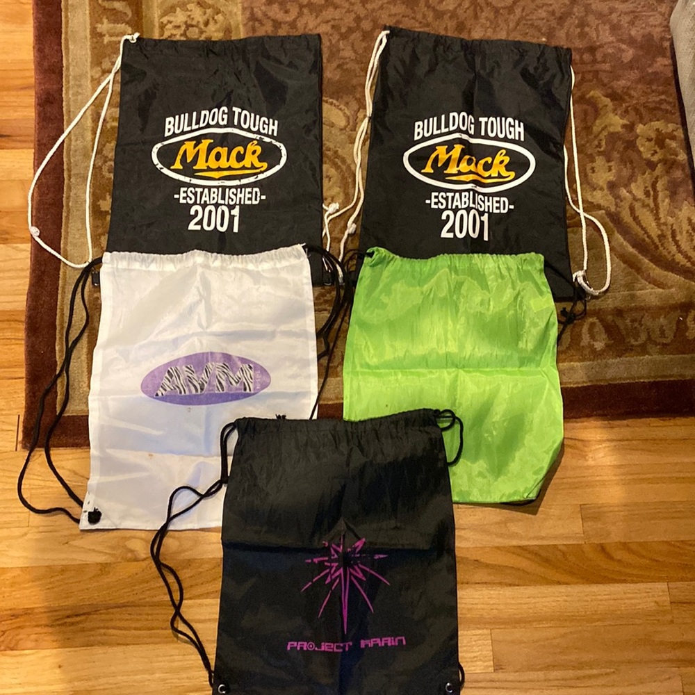 5 drawstring bags